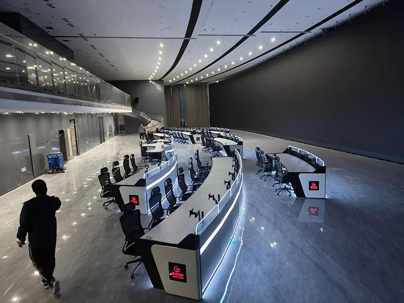 Lenkta stebėjimo konsolė